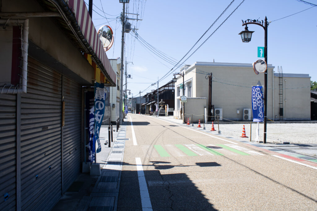 中山道愛知川宿街道の様子
